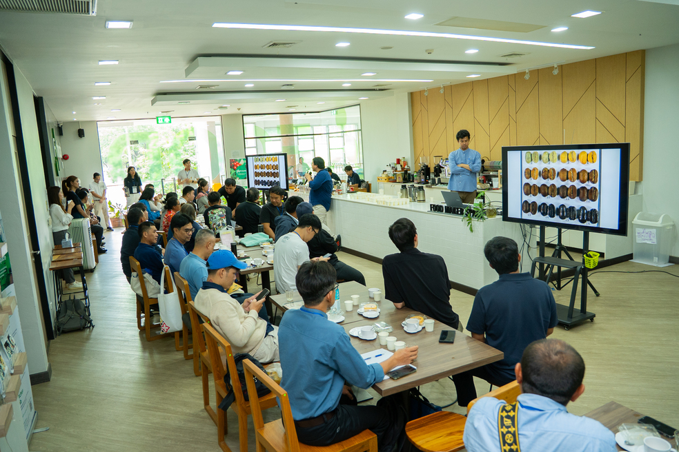 MFU News : 2025-06-16_Farm_To_CUP_Coffee_Quality_Program_07.jpg